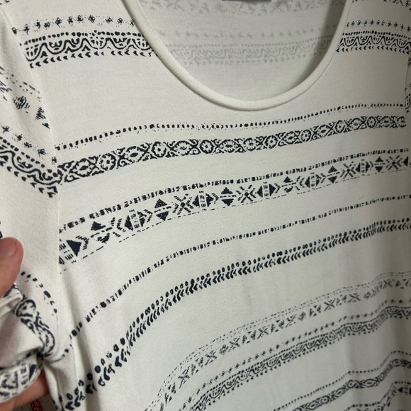 Dex White Short Sleeve Tee with Soft Fabric and Relaxed Fit L - Picture 10 of 16